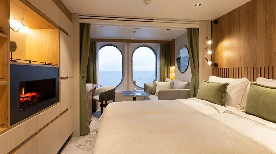 SH Minerva Oceanview Stateroom