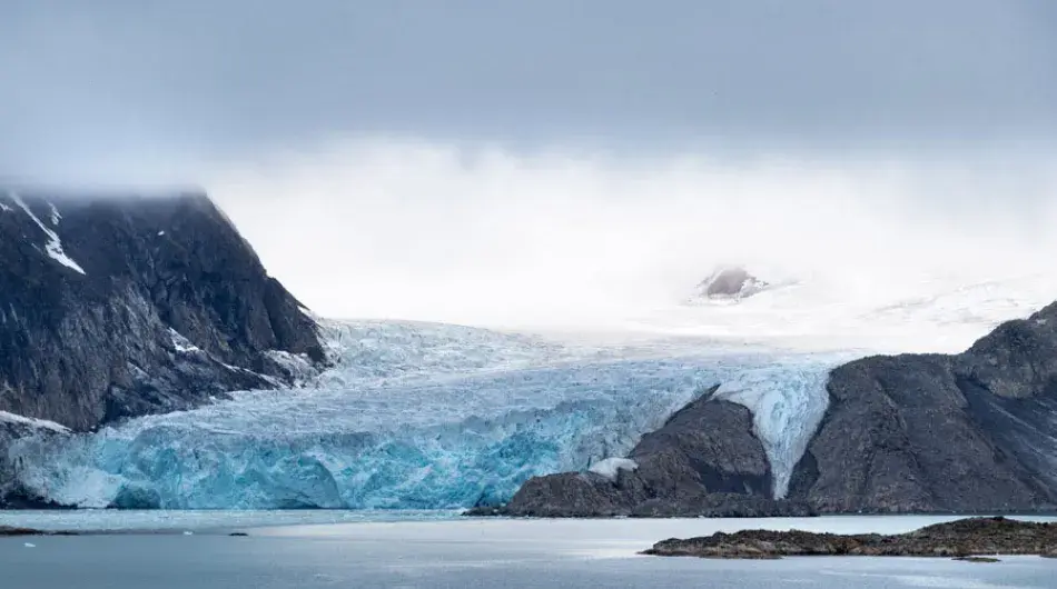Raudfjord Glacier