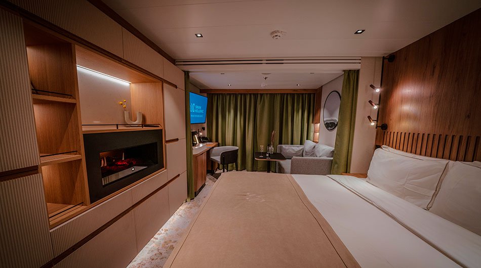 SH Diana Ocean View Stateroom