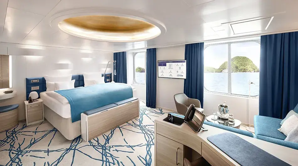 Hanseatic Nature fully accessible cabin