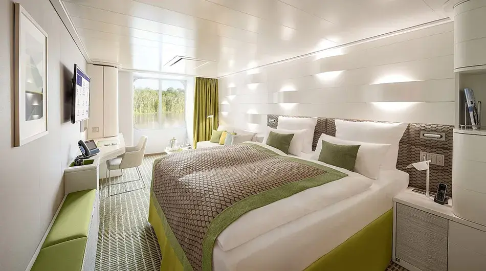 Hanseatic Nature Outside Cabin