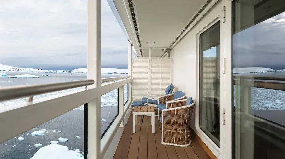 Douglas Mawson Balcony Stateroom Superior - balcony