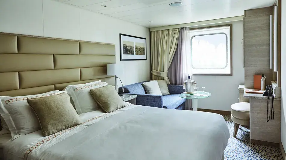 Heritage Discoverer Deck 3 Superior Stateroom