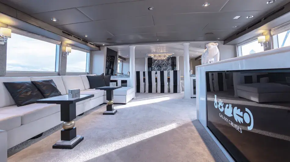 galaxy-stella-livingroom-galapagos-cruises
