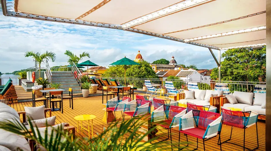 AmaMagdalena_SunDeck_DSC6697_edit-2 AmaMagdalena_SunDeck_DSC6697_edit-2