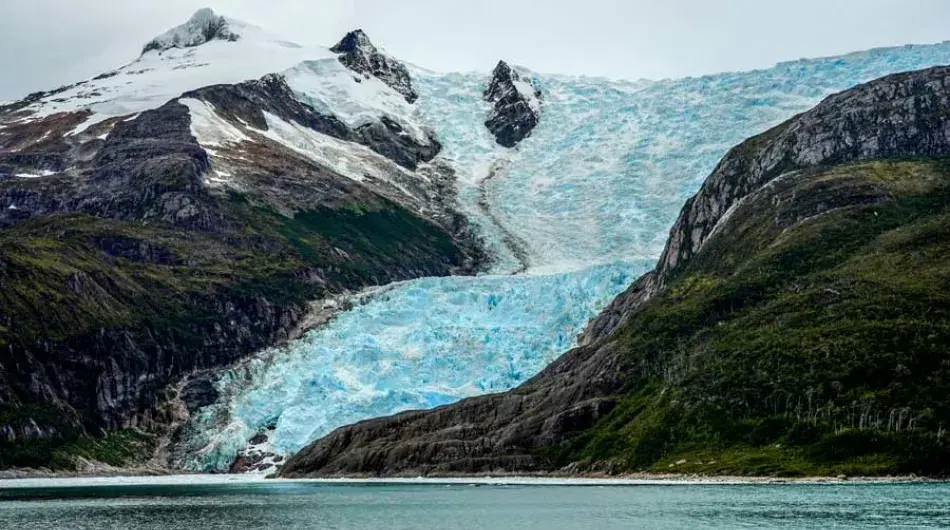 Romancha Glacier 