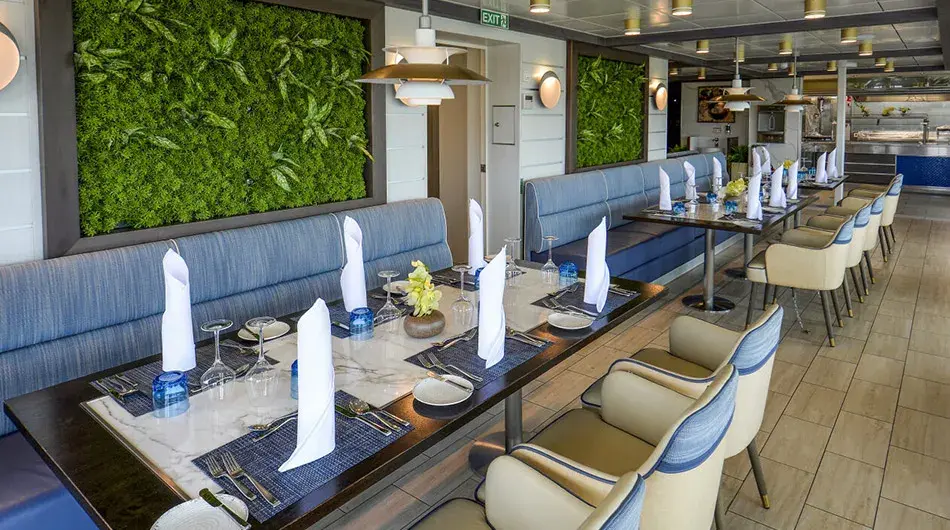 Ocean Explorer Dining Ocean Explorer Dining