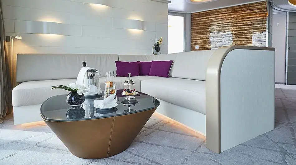 Hanseatic Inspiration Grand Suite living area: ctsy Hapag Lloyd Cruises