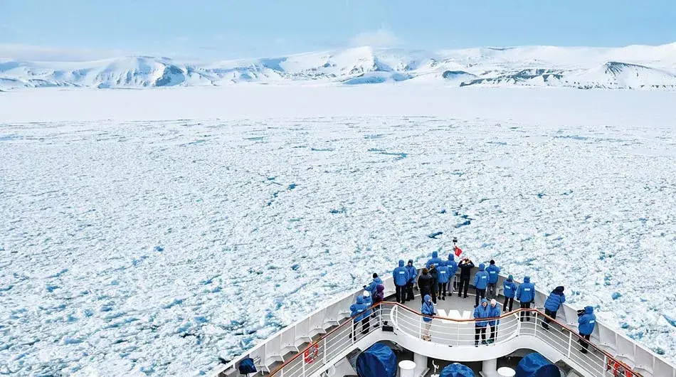 Hanseatic Spirit in Icy Waters: ctsy Hapag Lloyd Cruises Hanseatic Spirit in Icy Waters: ctsy Hapag Lloyd Cruises
