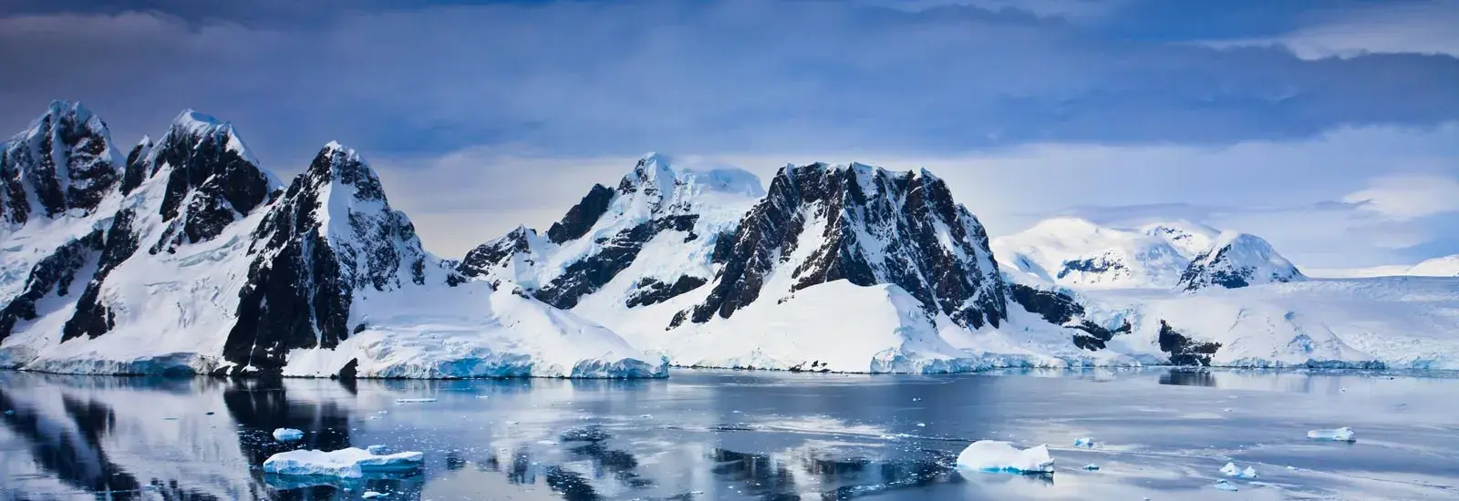 Across the Circle: Ushuaia Roundtrip | Greg Mortimer