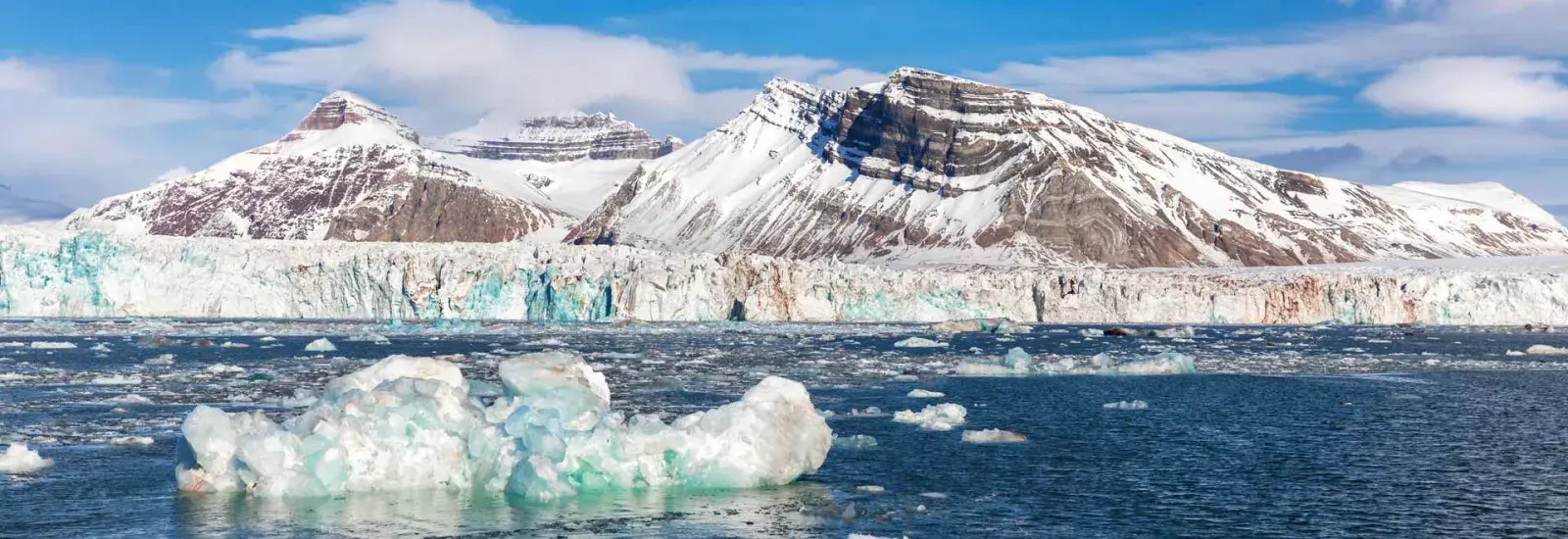 Unexplored Svalbard | Le Lyrial Unexplored Svalbard | Le Lyrial