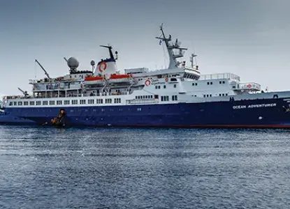  Polar expedition cruising 