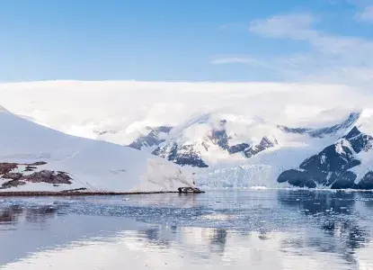 antarctica-peninsula-white%20xmas_0.jpg 