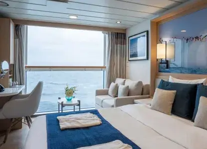 CAT Es - Solo French Balcony Stateroom