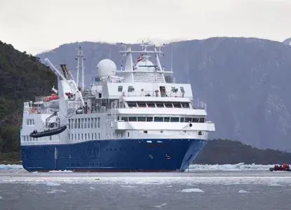  Discoverer (Arctic)