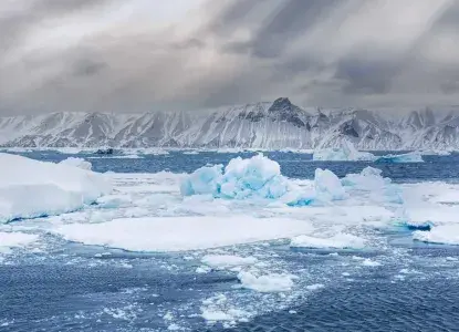 Wedell-sea-landscape_HERO.jpg Weddell Sea Landscape)