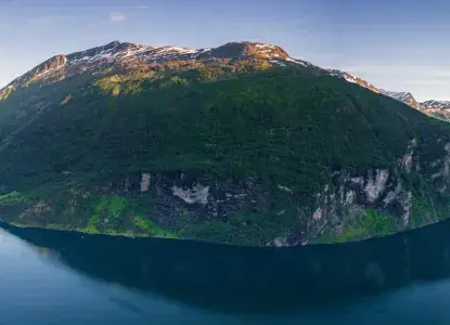 Geraingerfjord_Ornesvingen-viewpoint_Norway-HERO.jpg Gerainegrfjord)