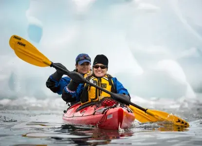  Polar expedition cruising 